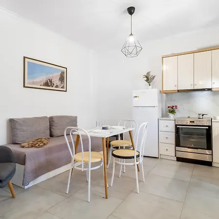 Dionysia Apartment *